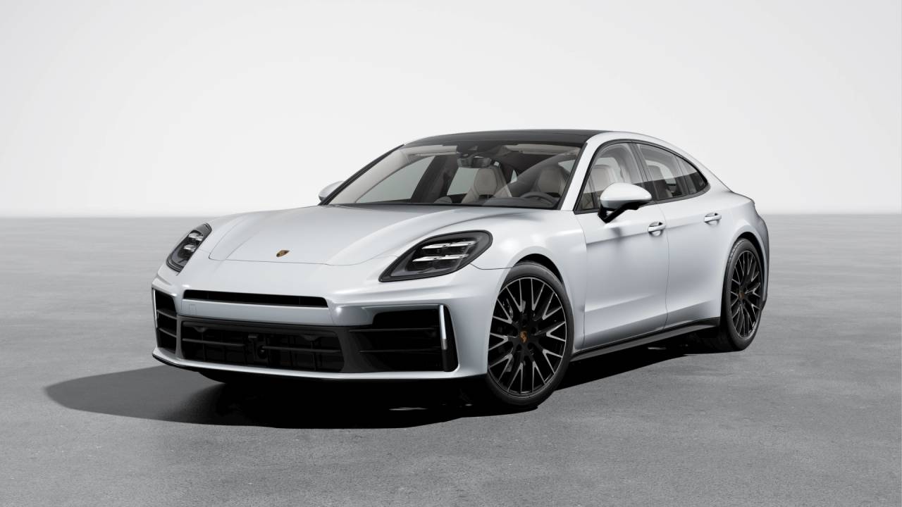 2026 Porsche Panamera 4