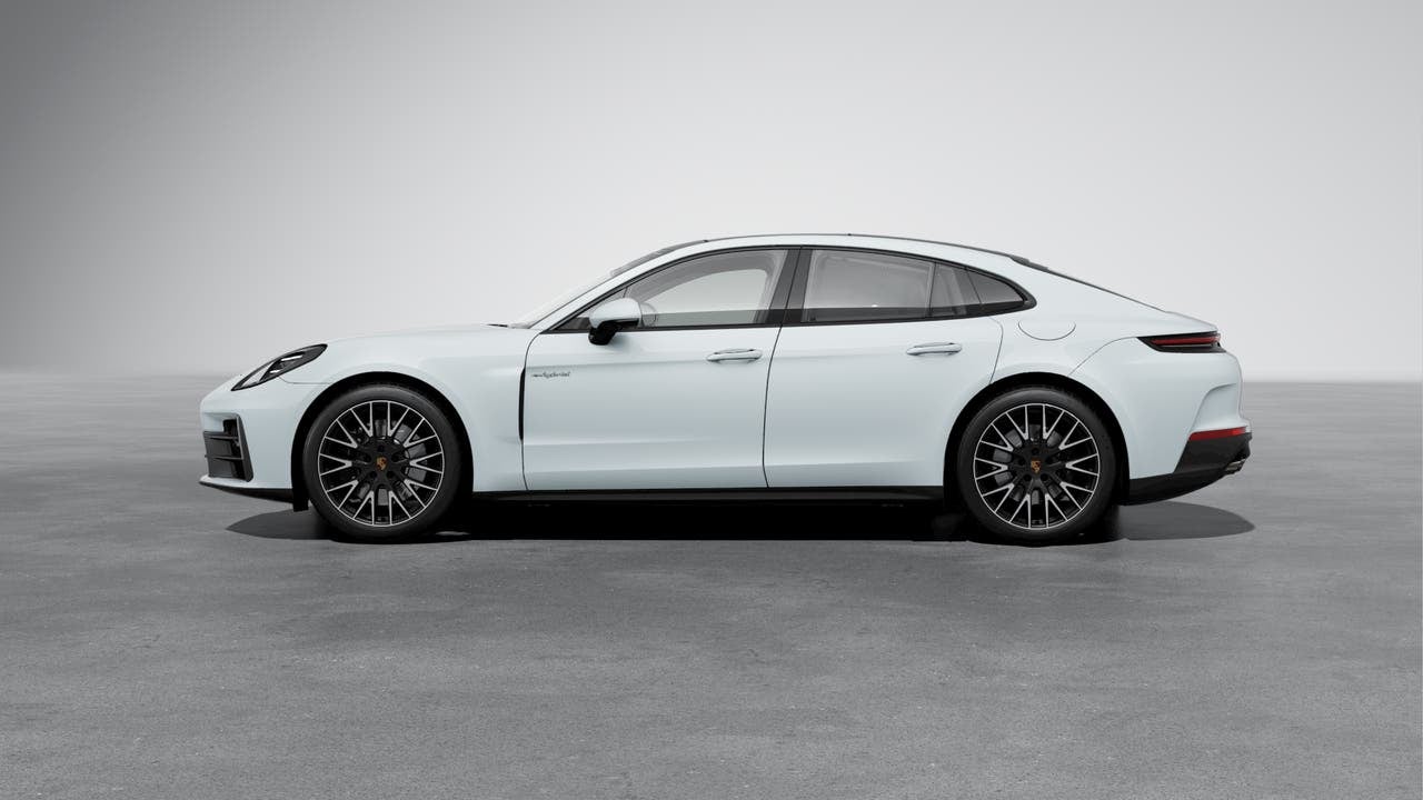 2026 Porsche Panamera Panamera 4 E-Hybrid