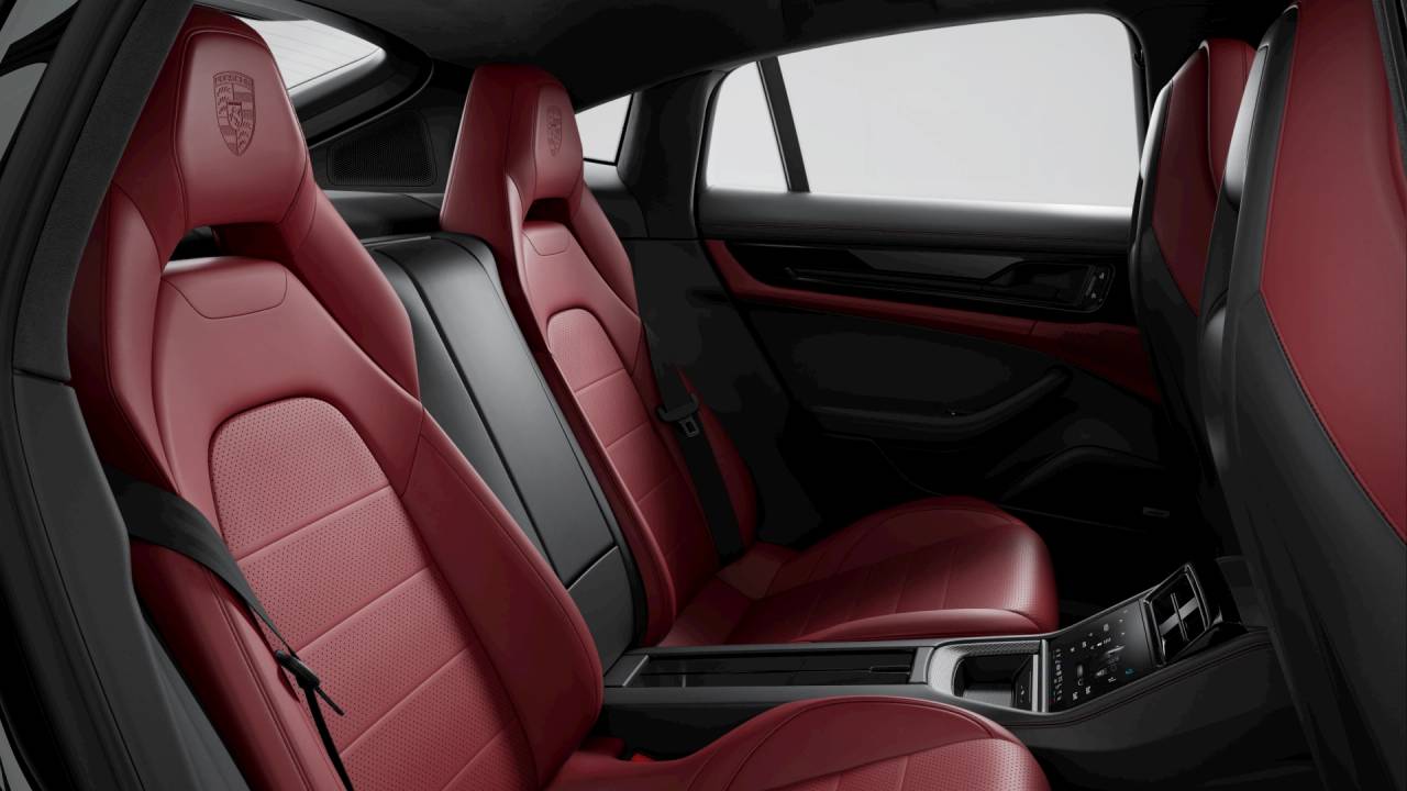 2026 Porsche Panamera GTS