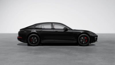 2026 Porsche Panamera GTS