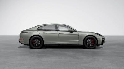 2026 Porsche Panamera Panamera GTS