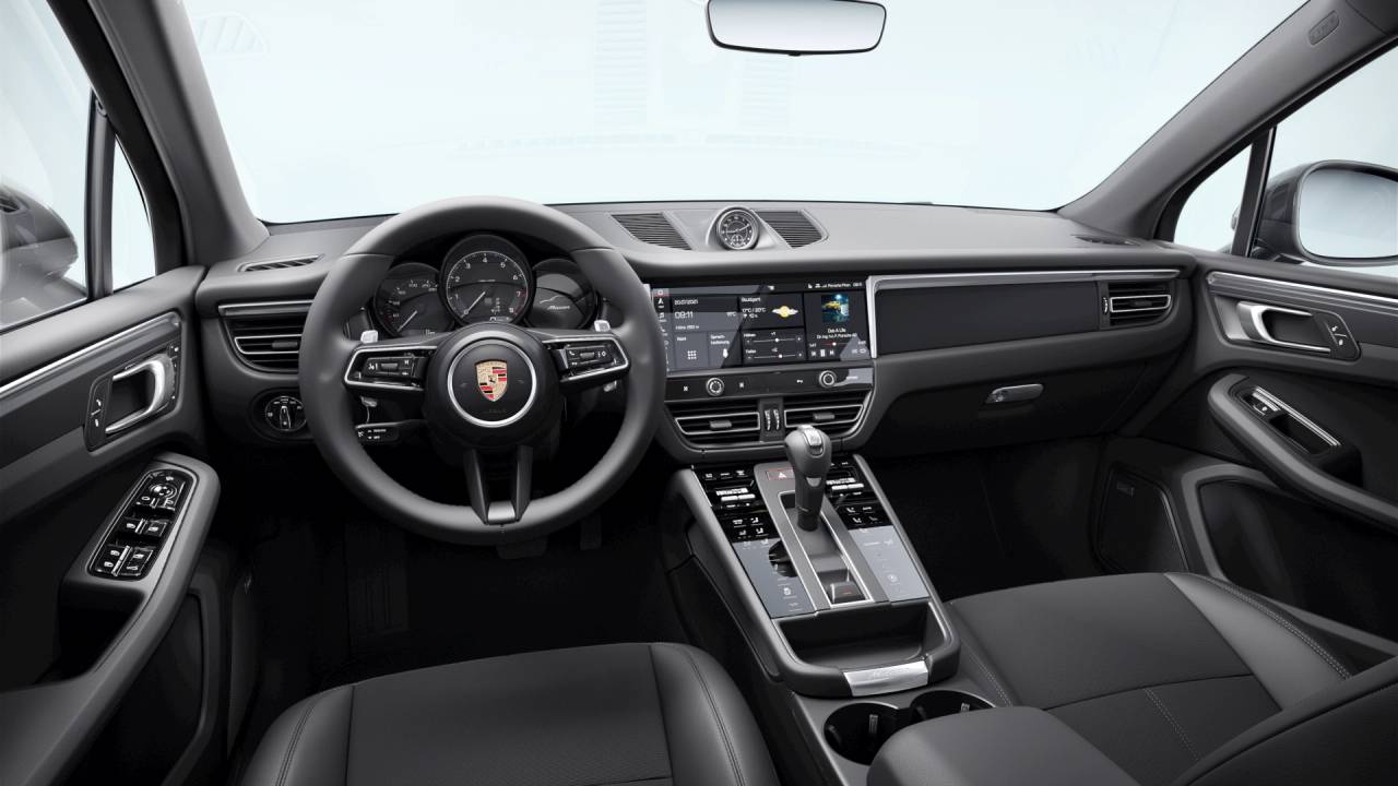2026 Porsche Macan Base