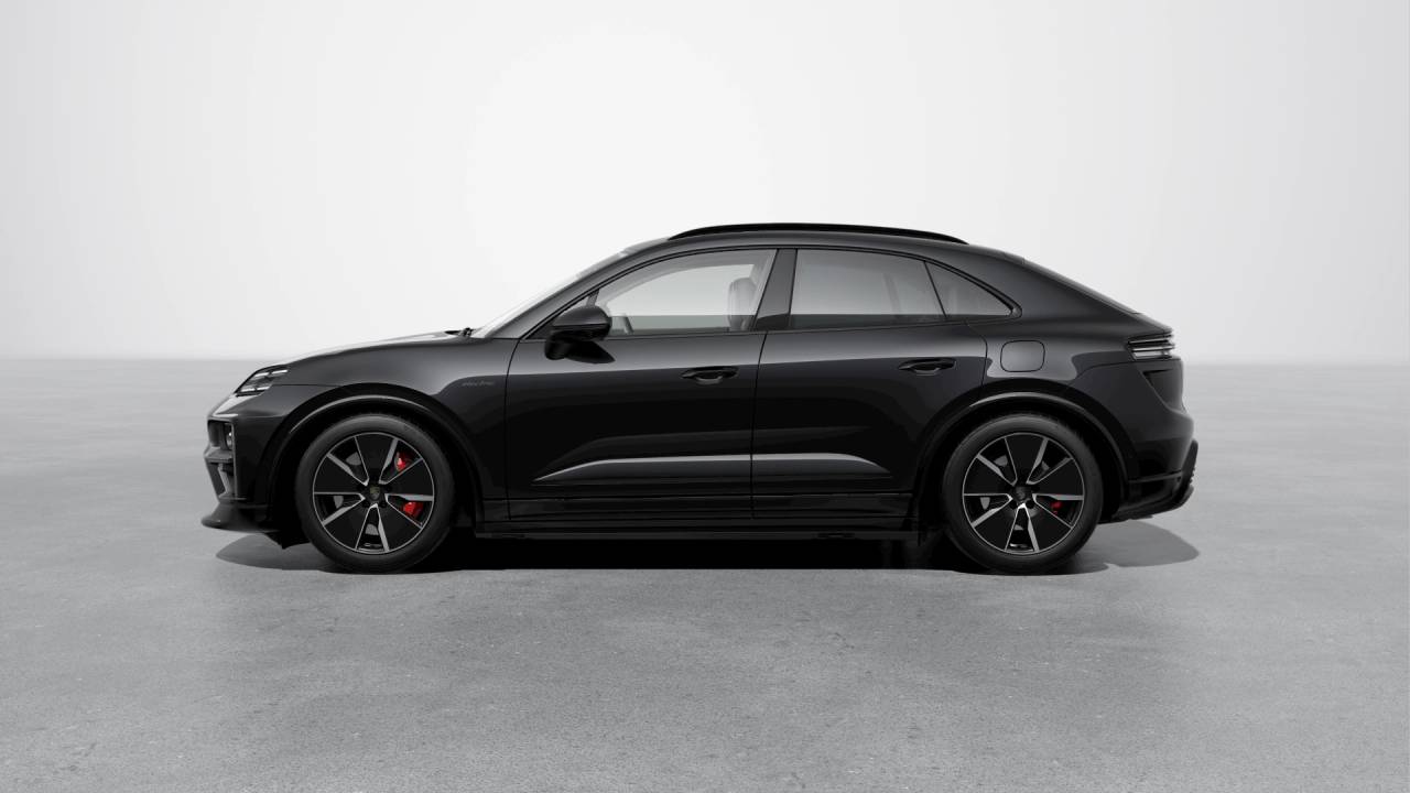 2026 Porsche Macan Macan Turbo Electric