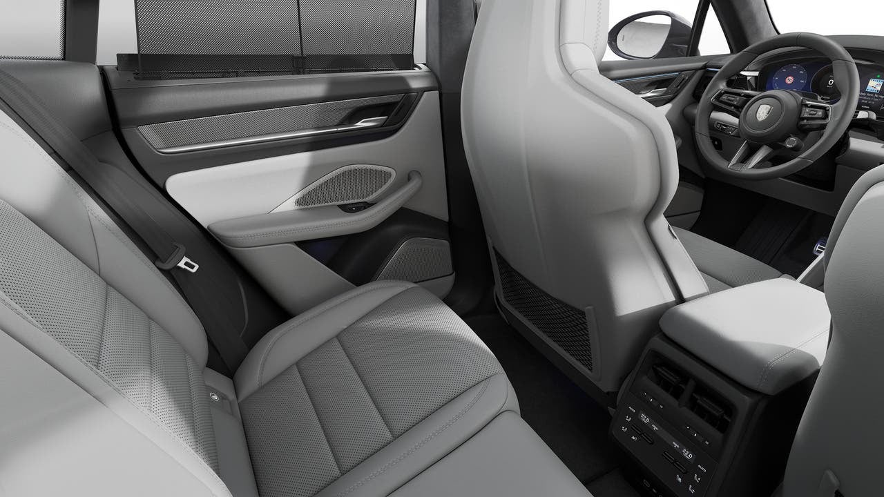 2026 Porsche Macan Macan Turbo Electric