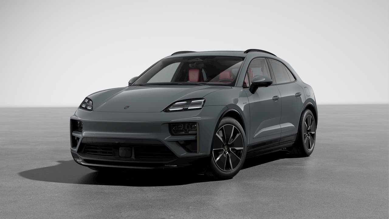 2026 Porsche Macan Macan Turbo Electric