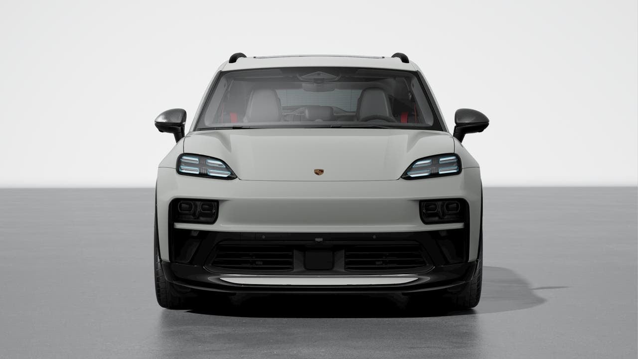 2026 Porsche Macan Macan GTS Electric
