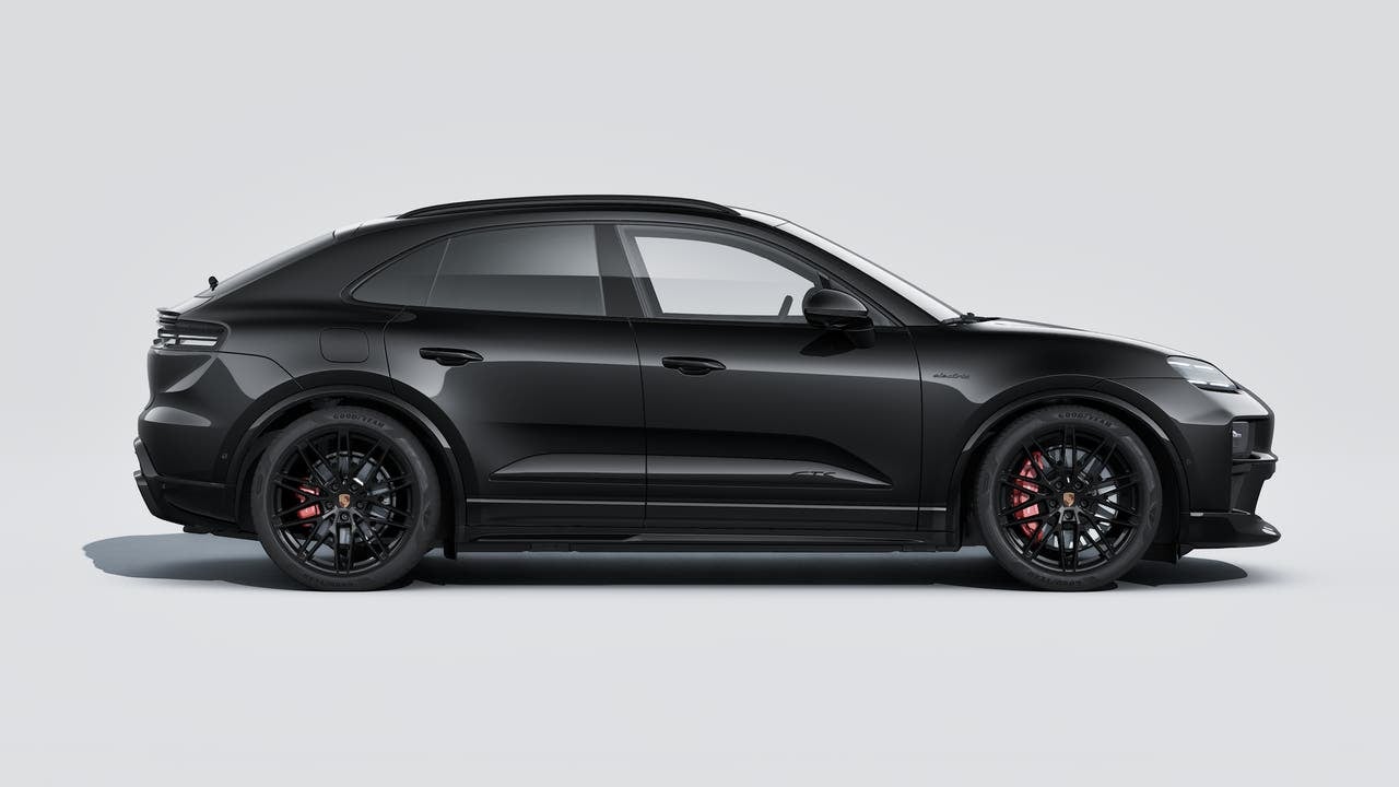 2026 Porsche Macan Macan GTS Electric
