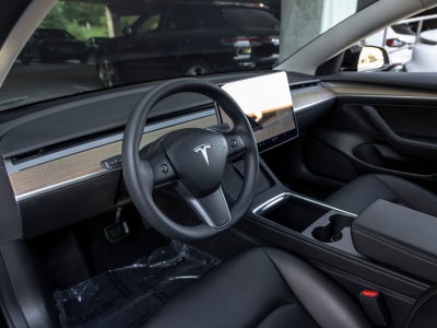 2023 Tesla Model 3 Base