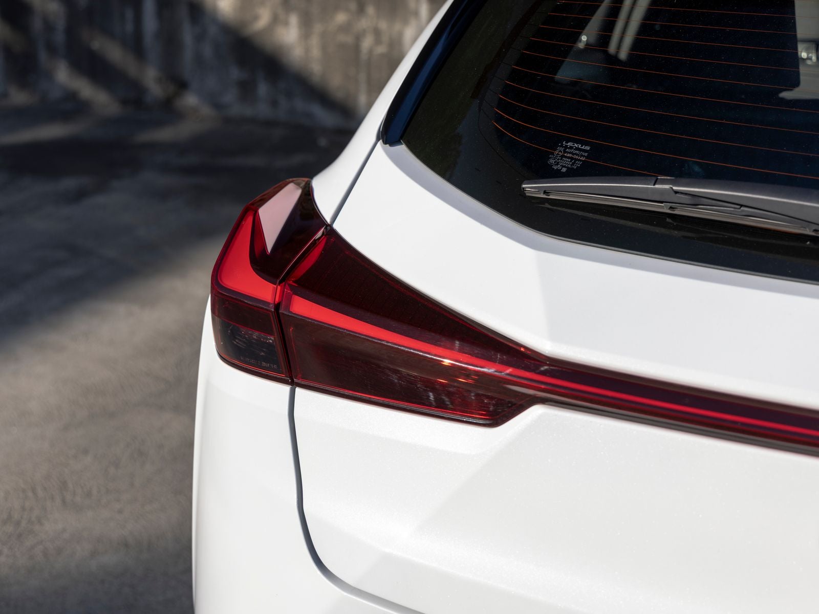 2024 Lexus UX 250h F SPORT Design