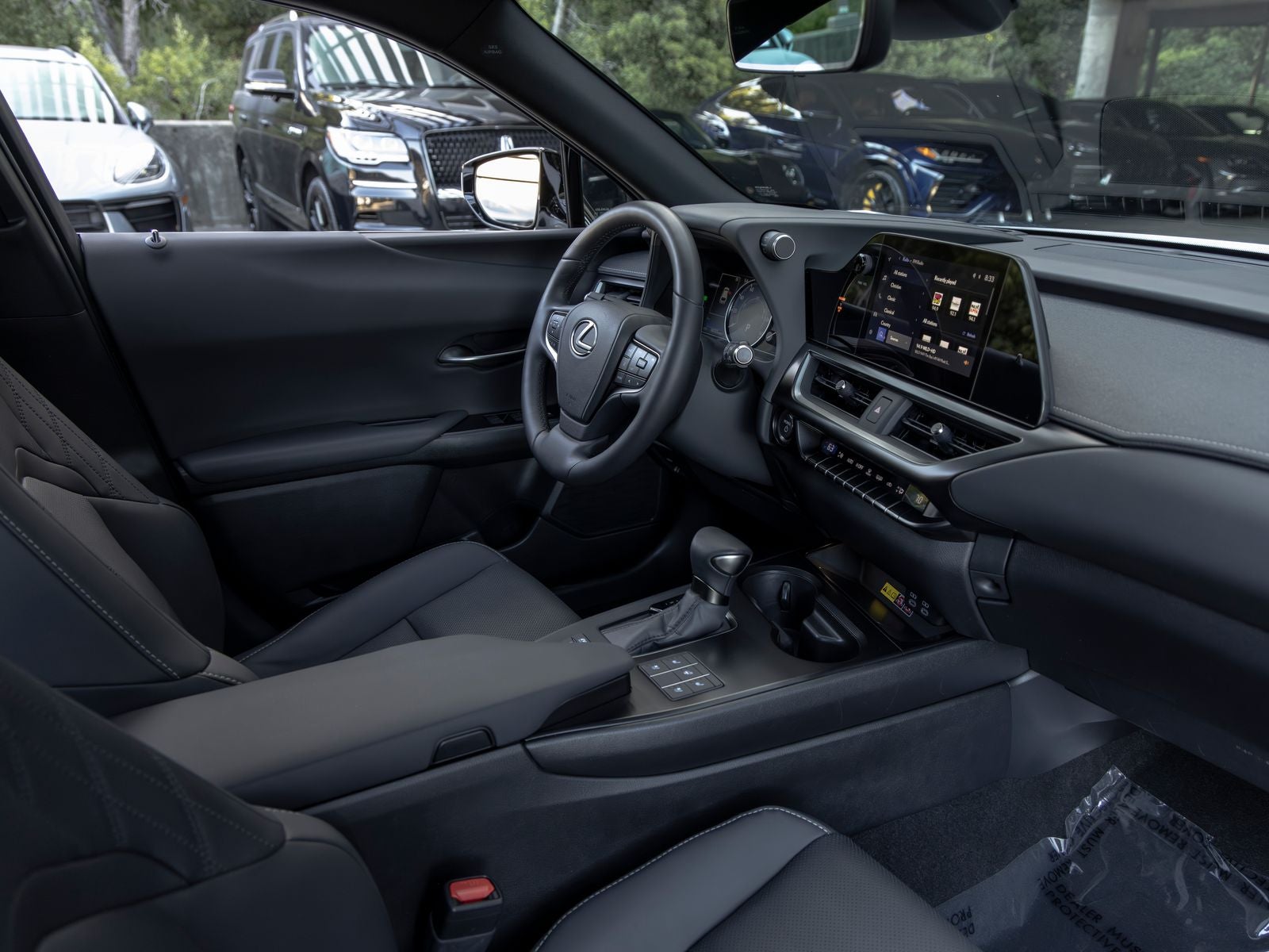 2024 Lexus UX 250h F SPORT Design
