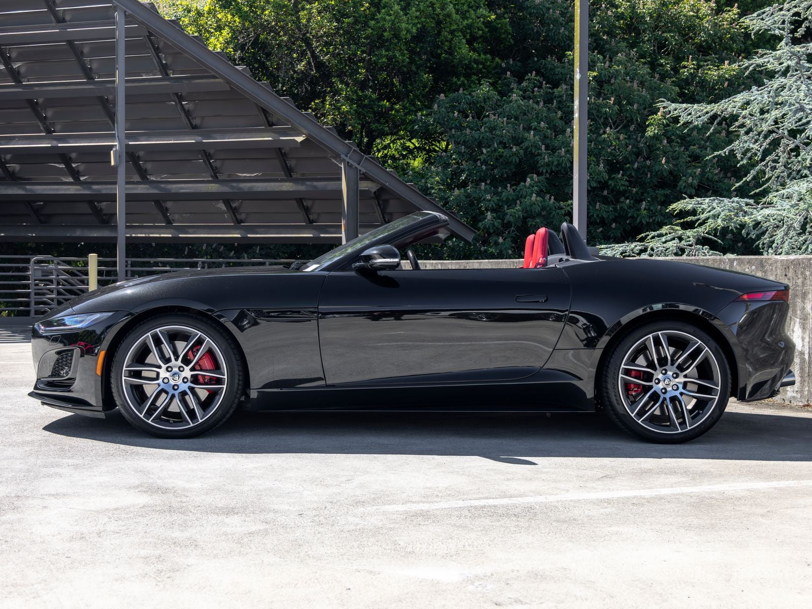 2024 Jaguar F-TYPE P450