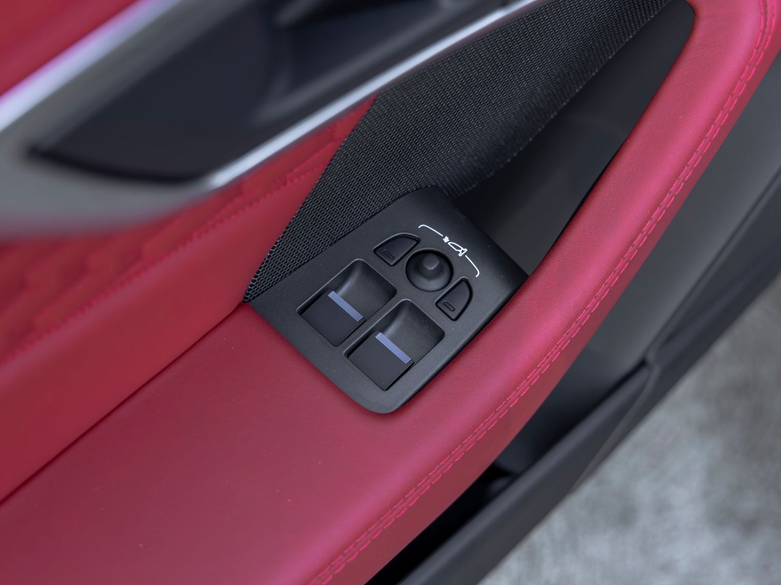 2024 Jaguar F-TYPE P450
