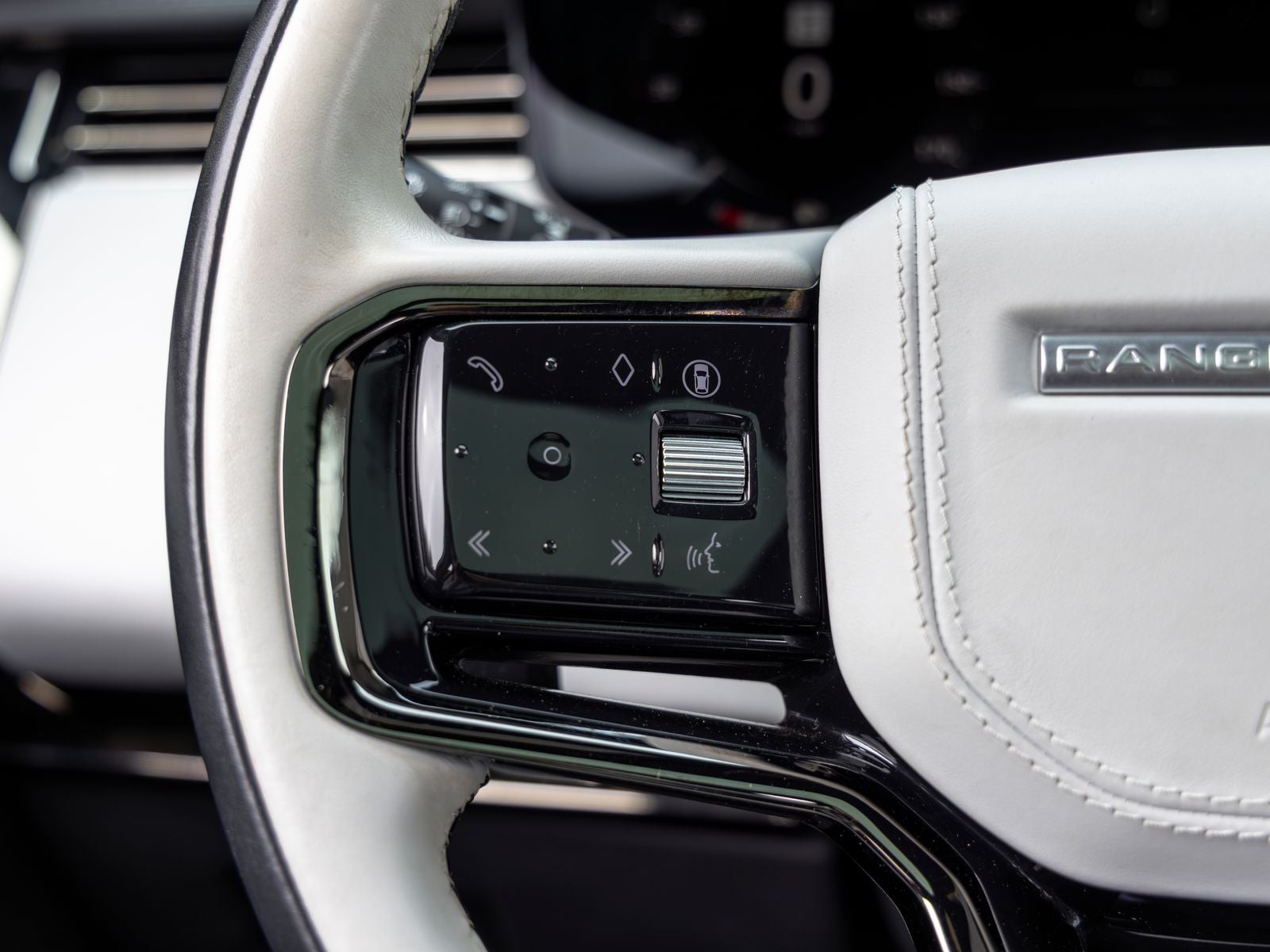 2024 Land Rover Range Rover Sport Dynamic SE