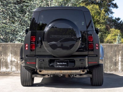 2025 Land Rover Defender 90 X-Dynamic SE