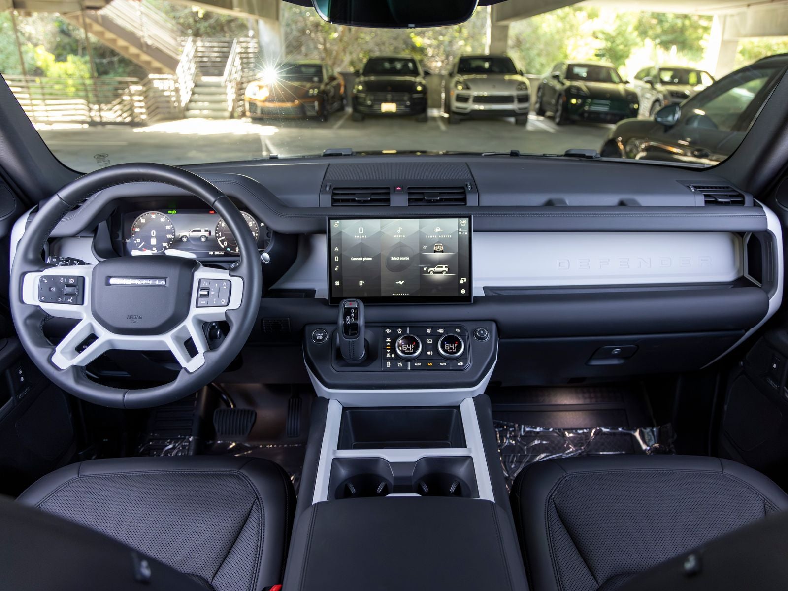 2025 Land Rover Defender 90 X-Dynamic SE