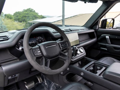 2024 Land Rover Defender 90 V8