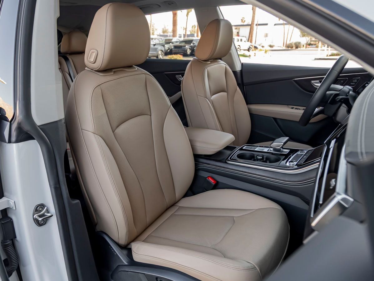2024 Audi Q8 55 Premium Plus quattro