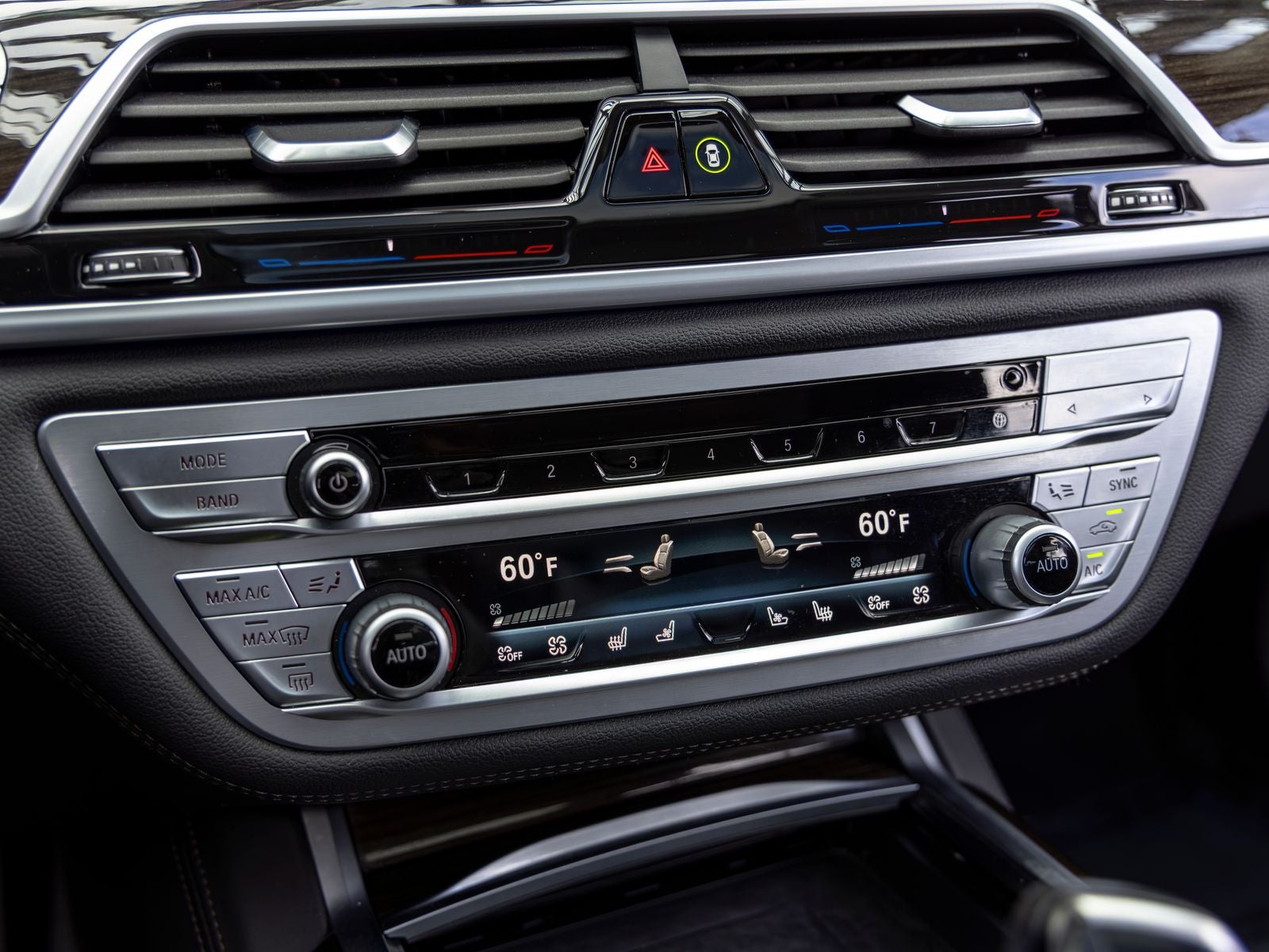 2022 BMW 7 Series 740i