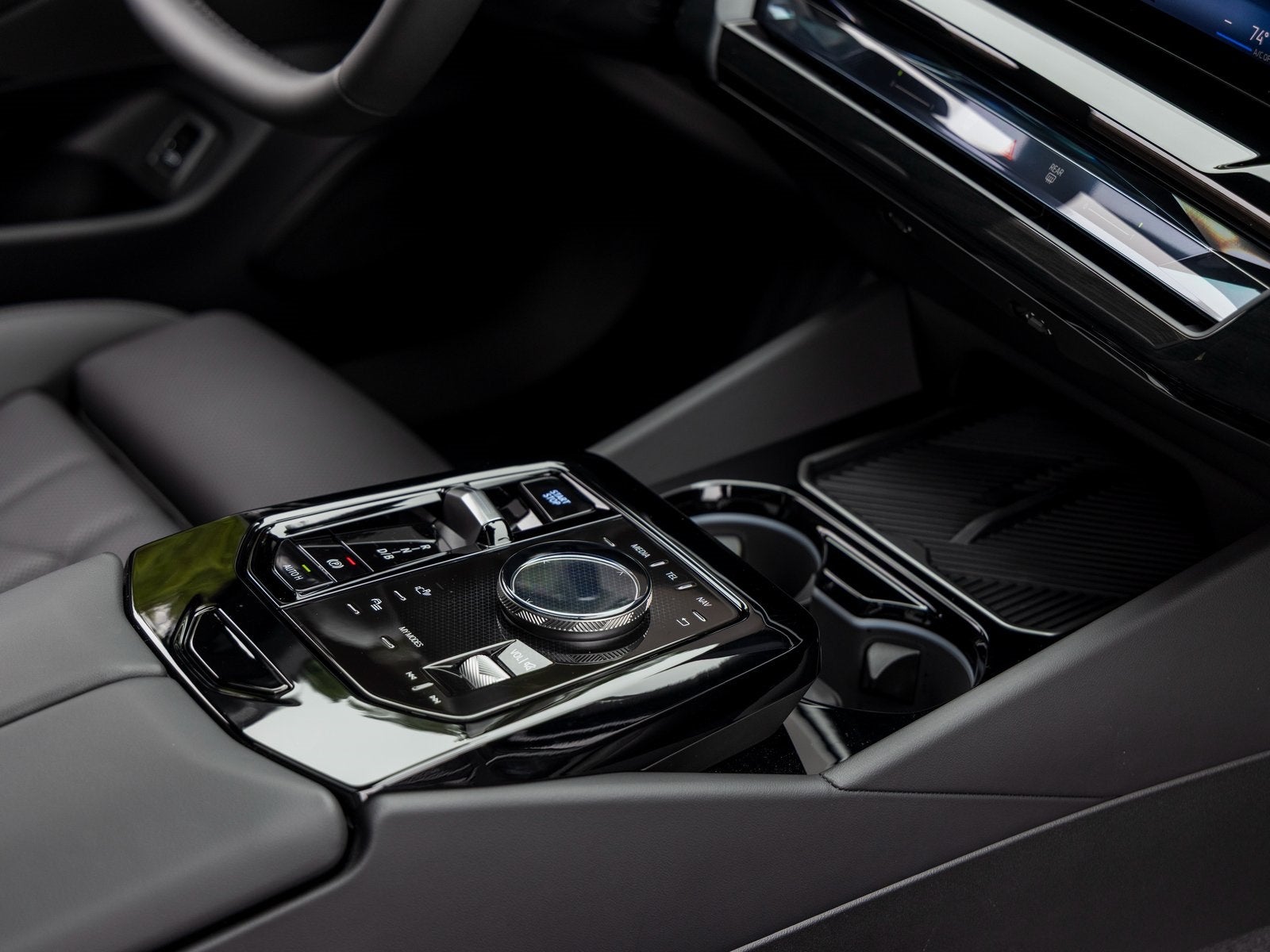 2025 BMW i5 xDrive40