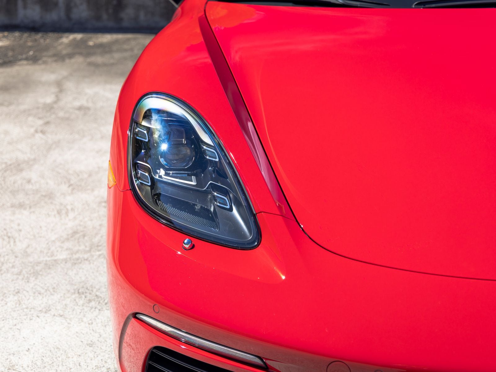 2025 Porsche 718 Cayman