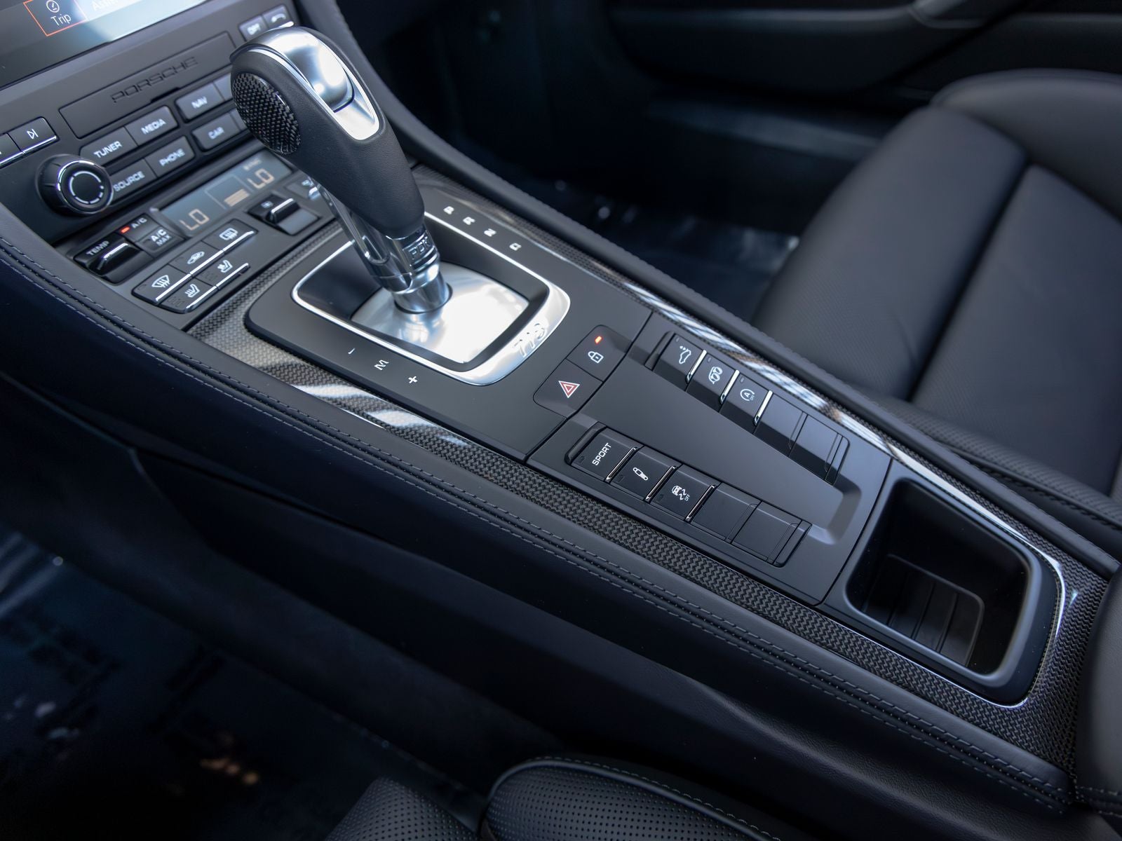 2025 Porsche 718 Cayman