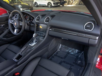 2025 Porsche 718 Cayman