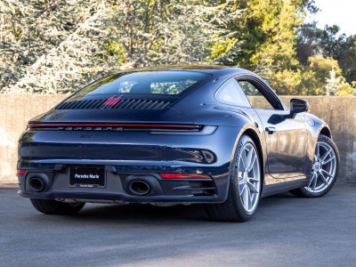 2022 Porsche 911 Carrera