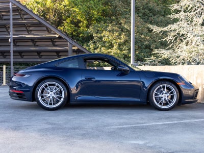 2022 Porsche 911 Carrera