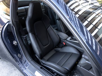 2022 Porsche 911 Carrera