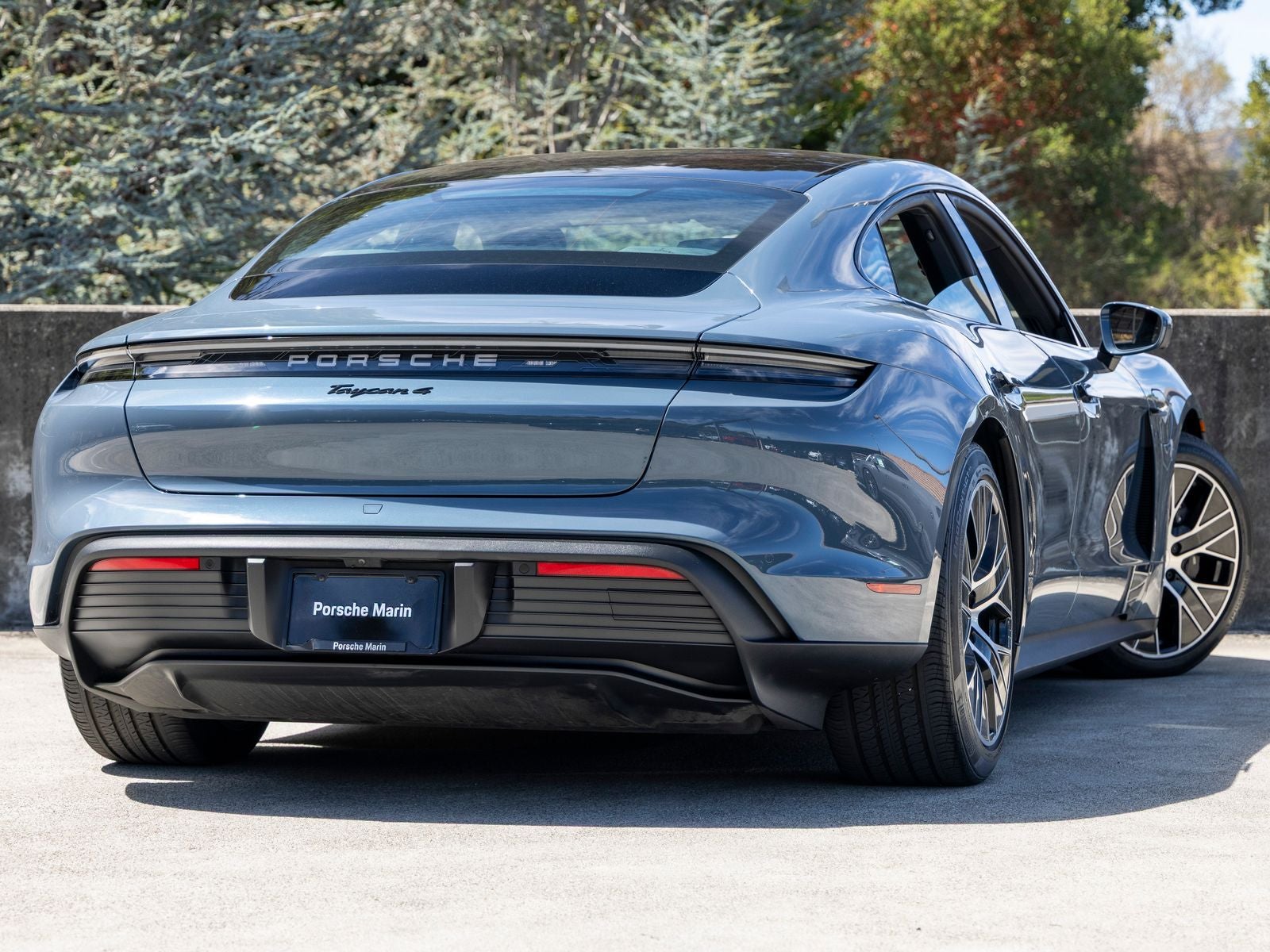 2025 Porsche Taycan Taycan 4