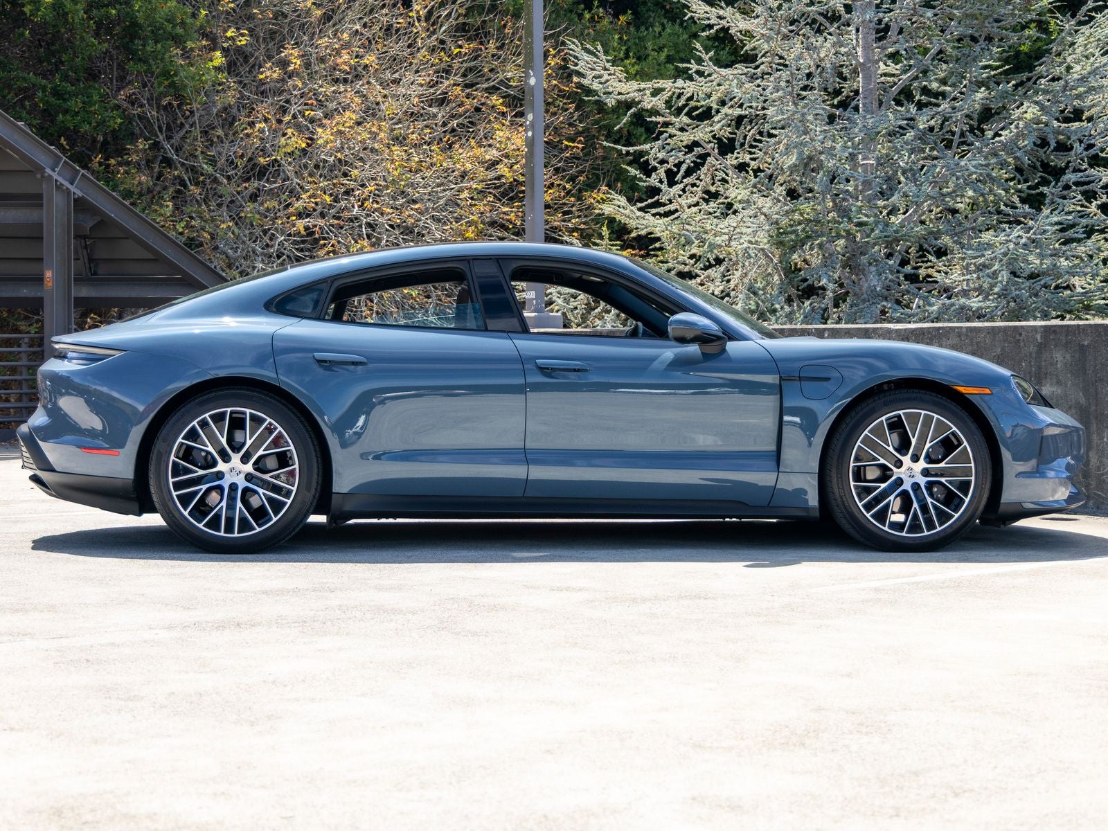2025 Porsche Taycan Taycan 4