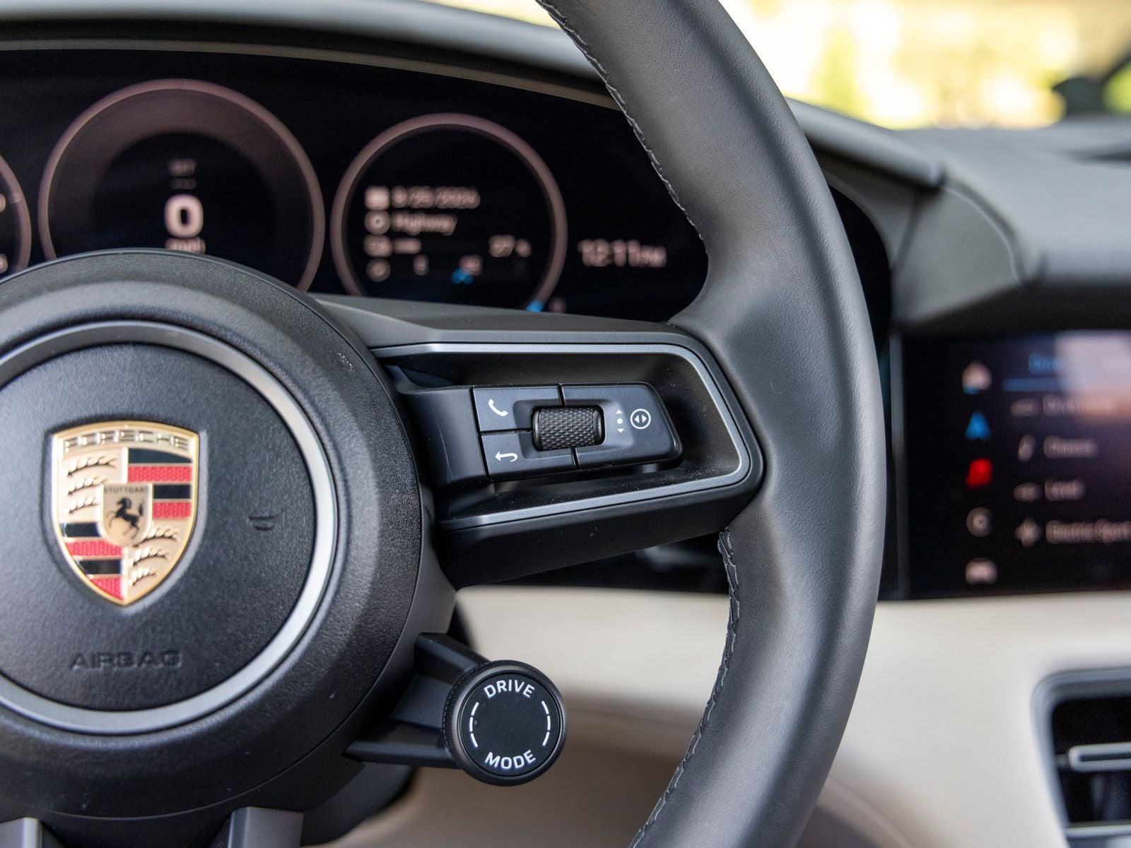 2025 Porsche Taycan Taycan 4