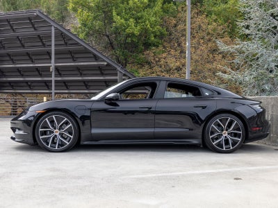 2026 Porsche Taycan Taycan 4 Black Edition