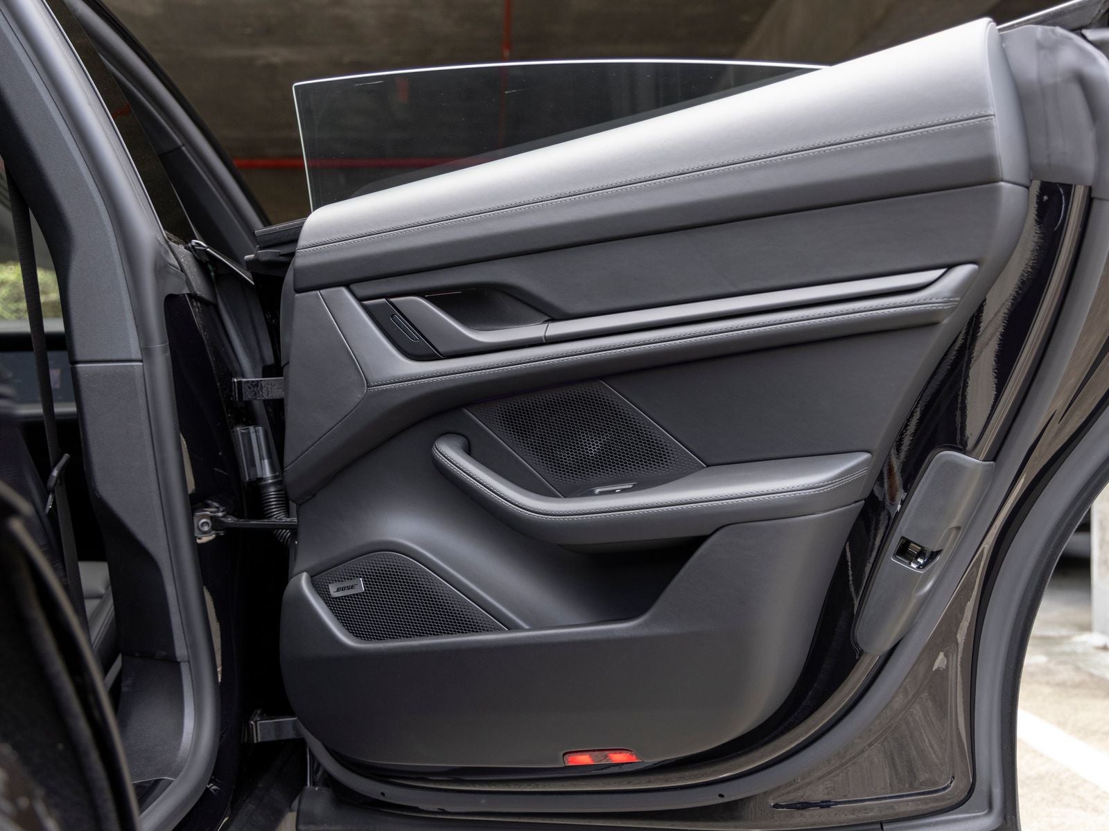 2026 Porsche Taycan Taycan 4 Black Edition