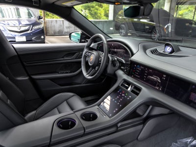 2026 Porsche Taycan Taycan 4 Black Edition