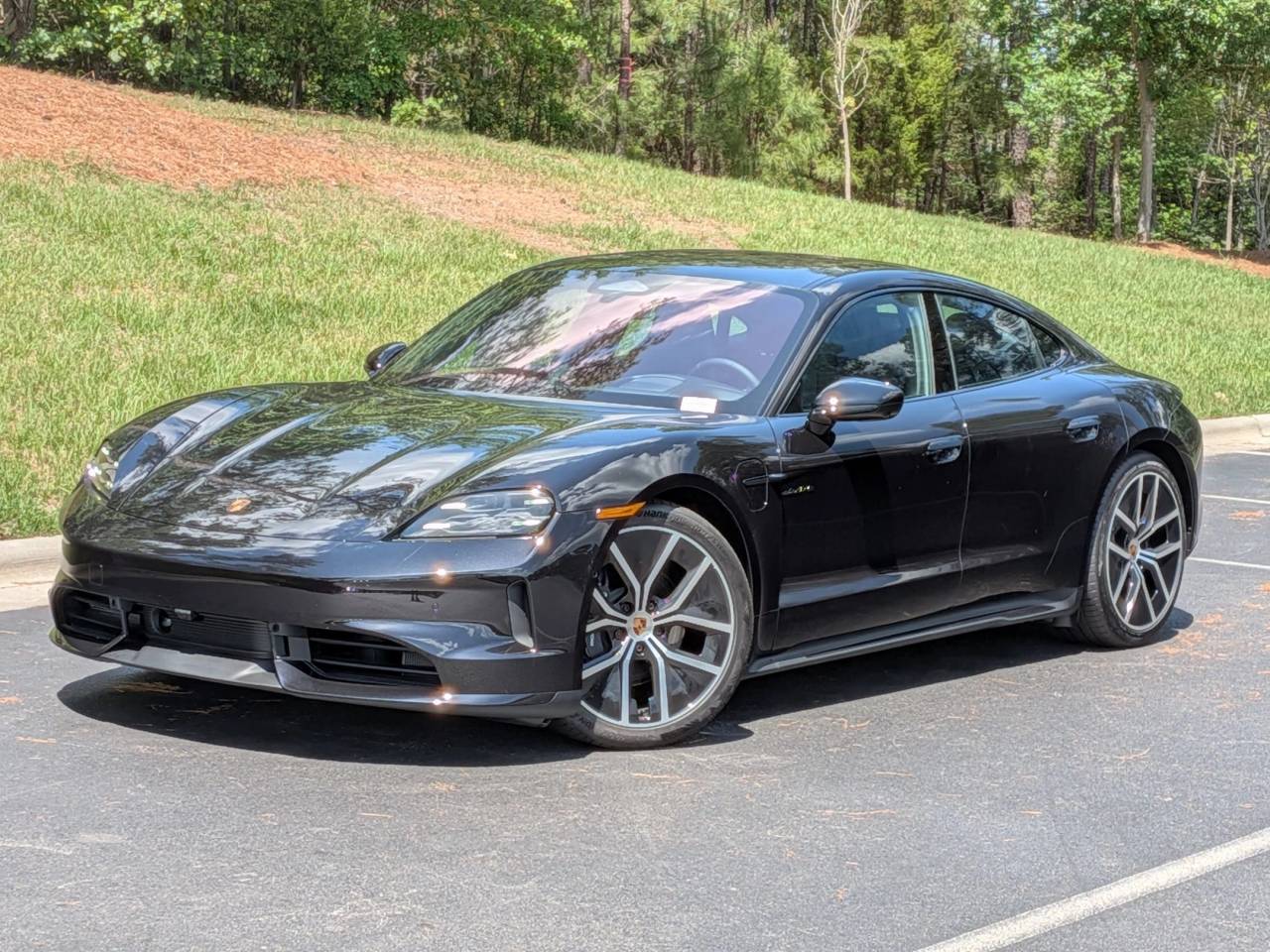 2026 Porsche Taycan Taycan 4 Black Edition
