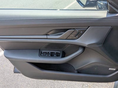 2026 Porsche Taycan Taycan 4 Black Edition