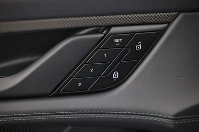 2026 Porsche Taycan Taycan Black Edition