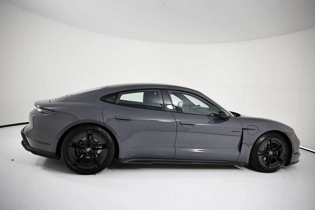 2026 Porsche Taycan Taycan Black Edition