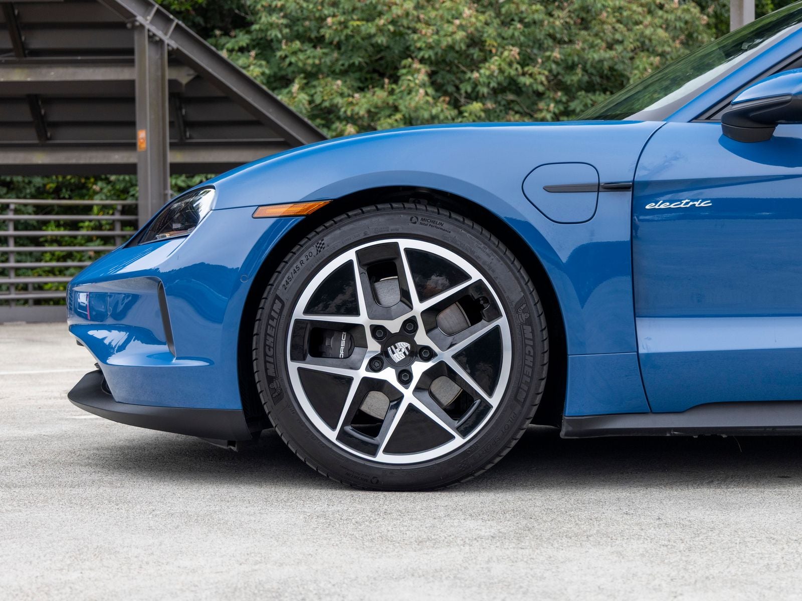 2025 Porsche Taycan Base