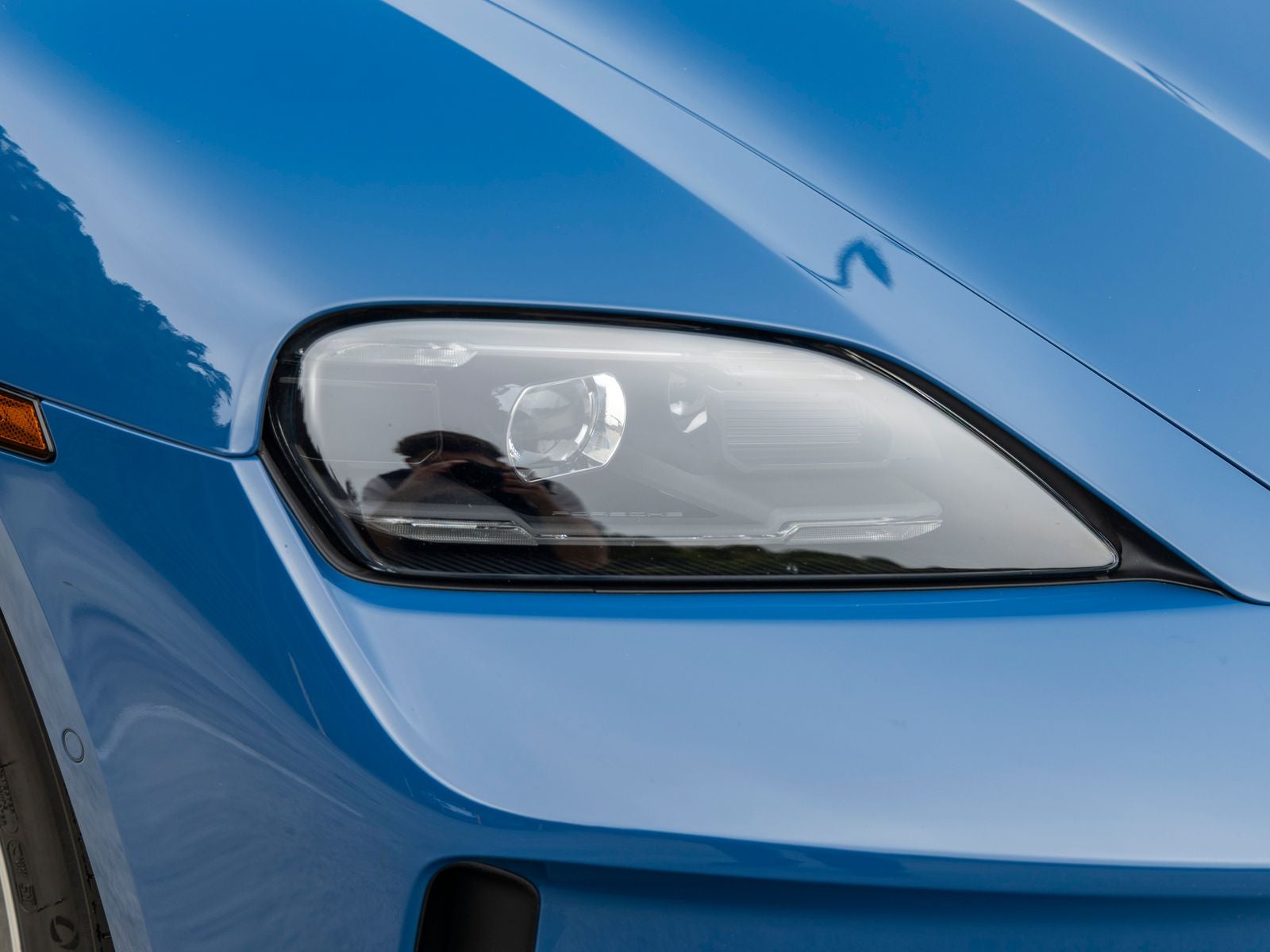 2025 Porsche Taycan Base