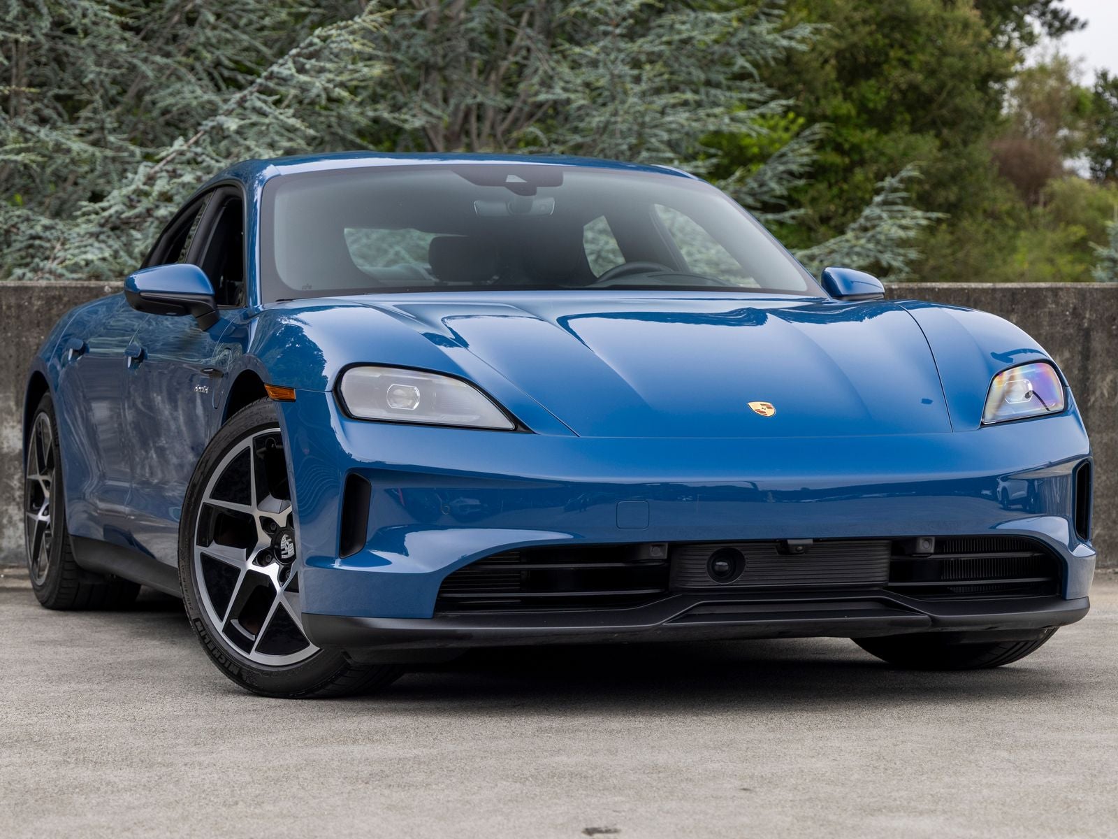 2025 Porsche Taycan Base