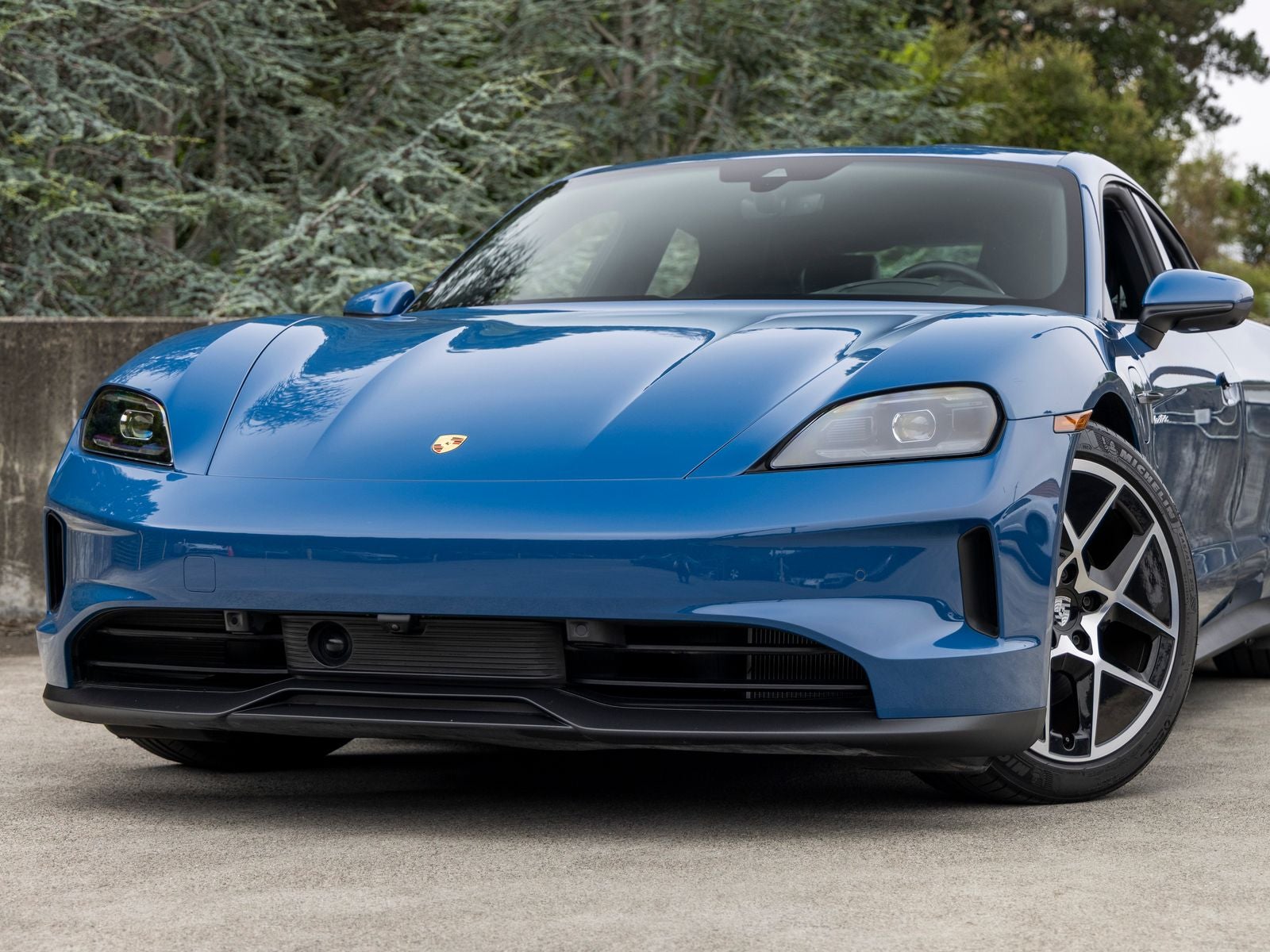 2025 Porsche Taycan Base