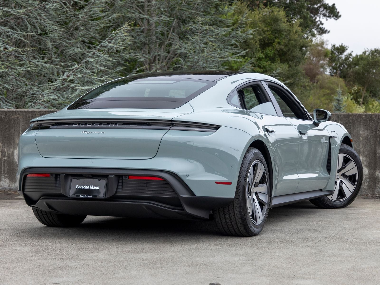 2026 Porsche Taycan 4