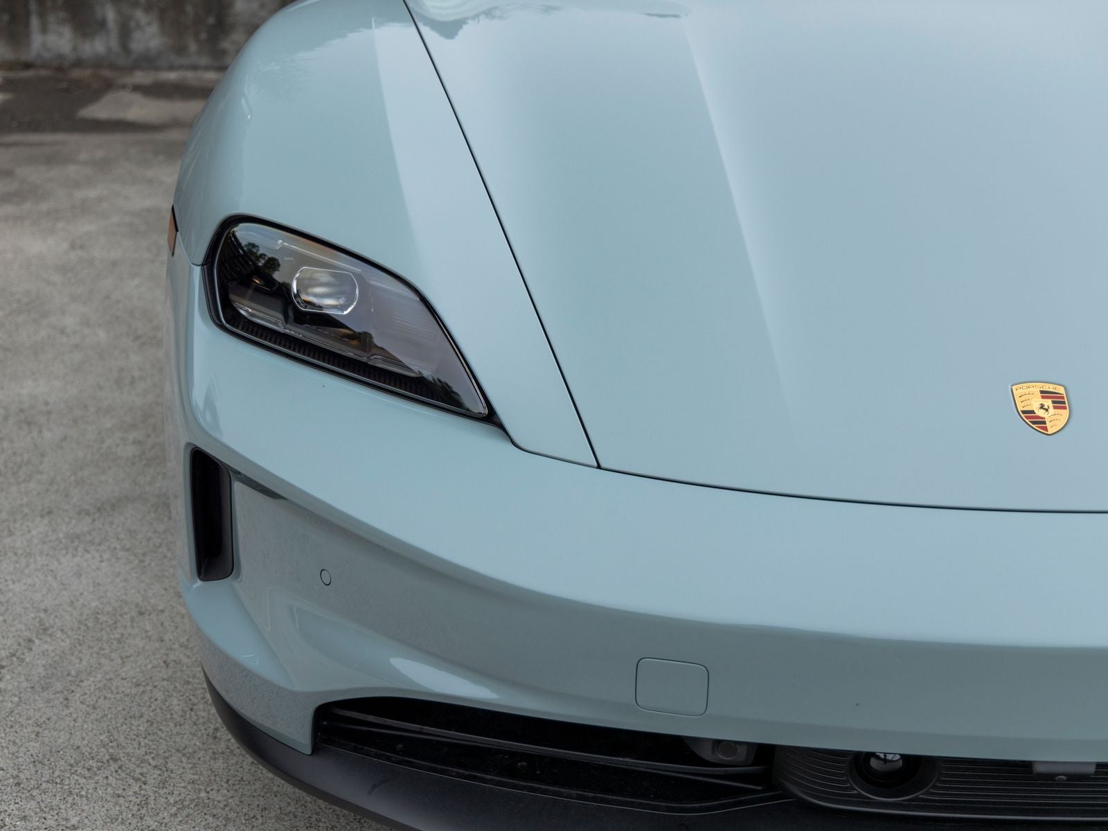 2026 Porsche Taycan 4