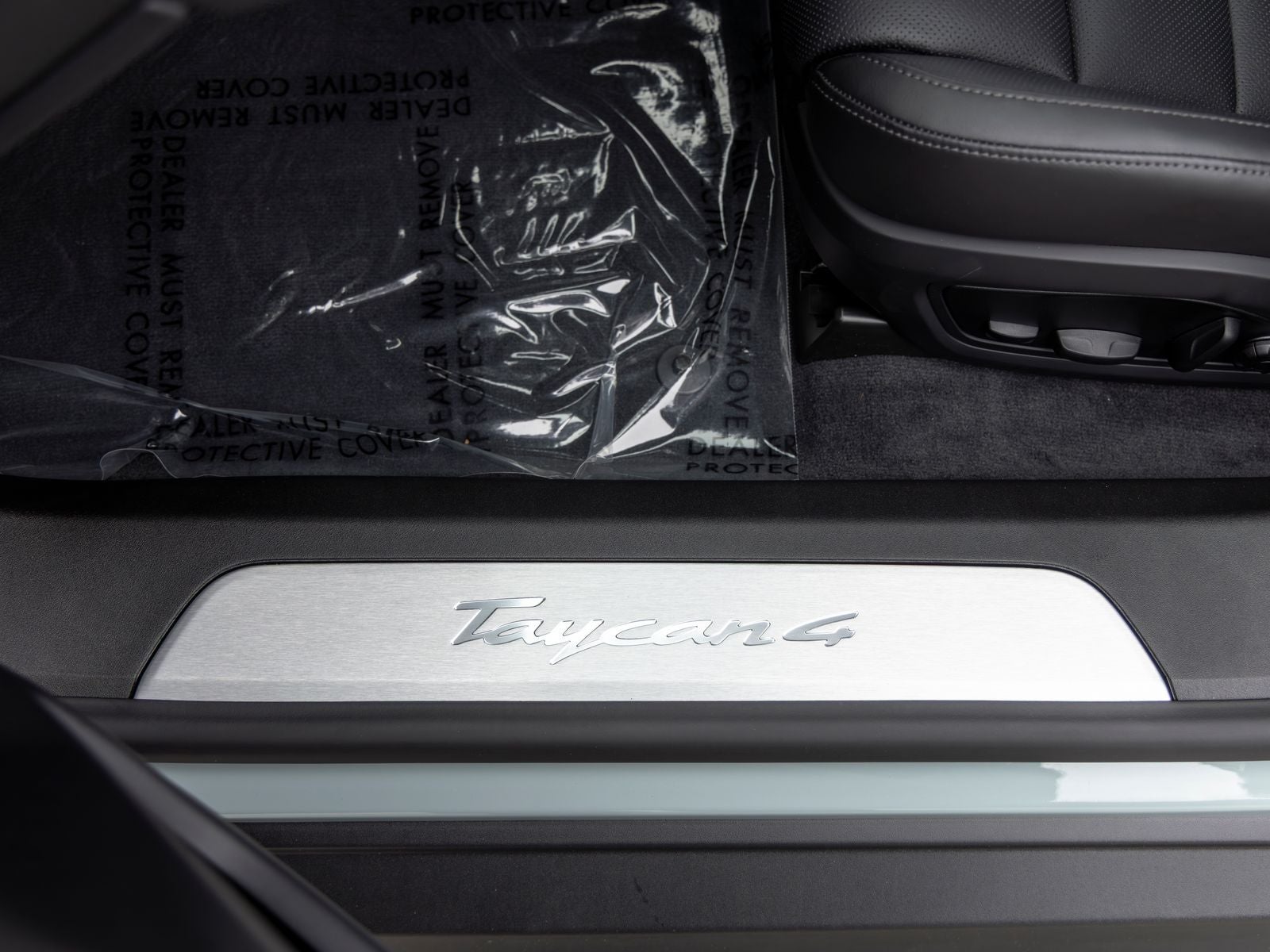 2026 Porsche Taycan 4