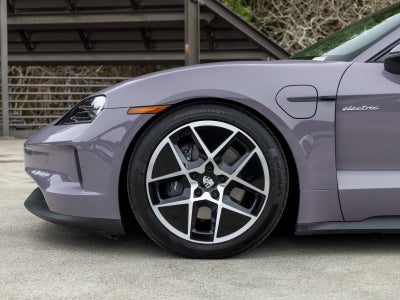 2025 Porsche Taycan Taycan