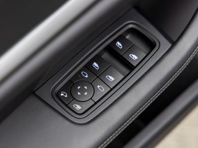 2025 Porsche Taycan Taycan