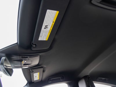 2025 Porsche Taycan Taycan