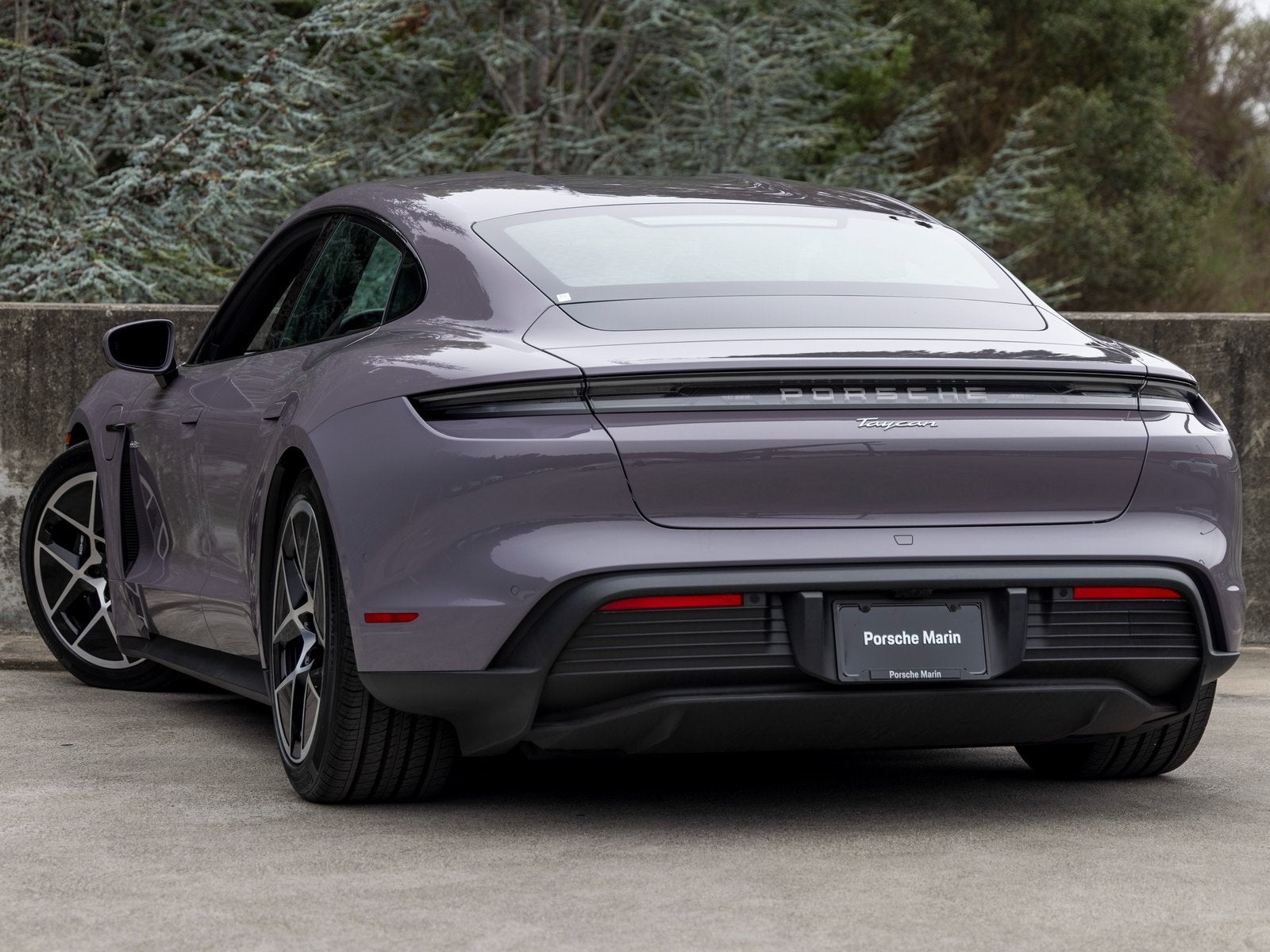 2025 Porsche Taycan Taycan
